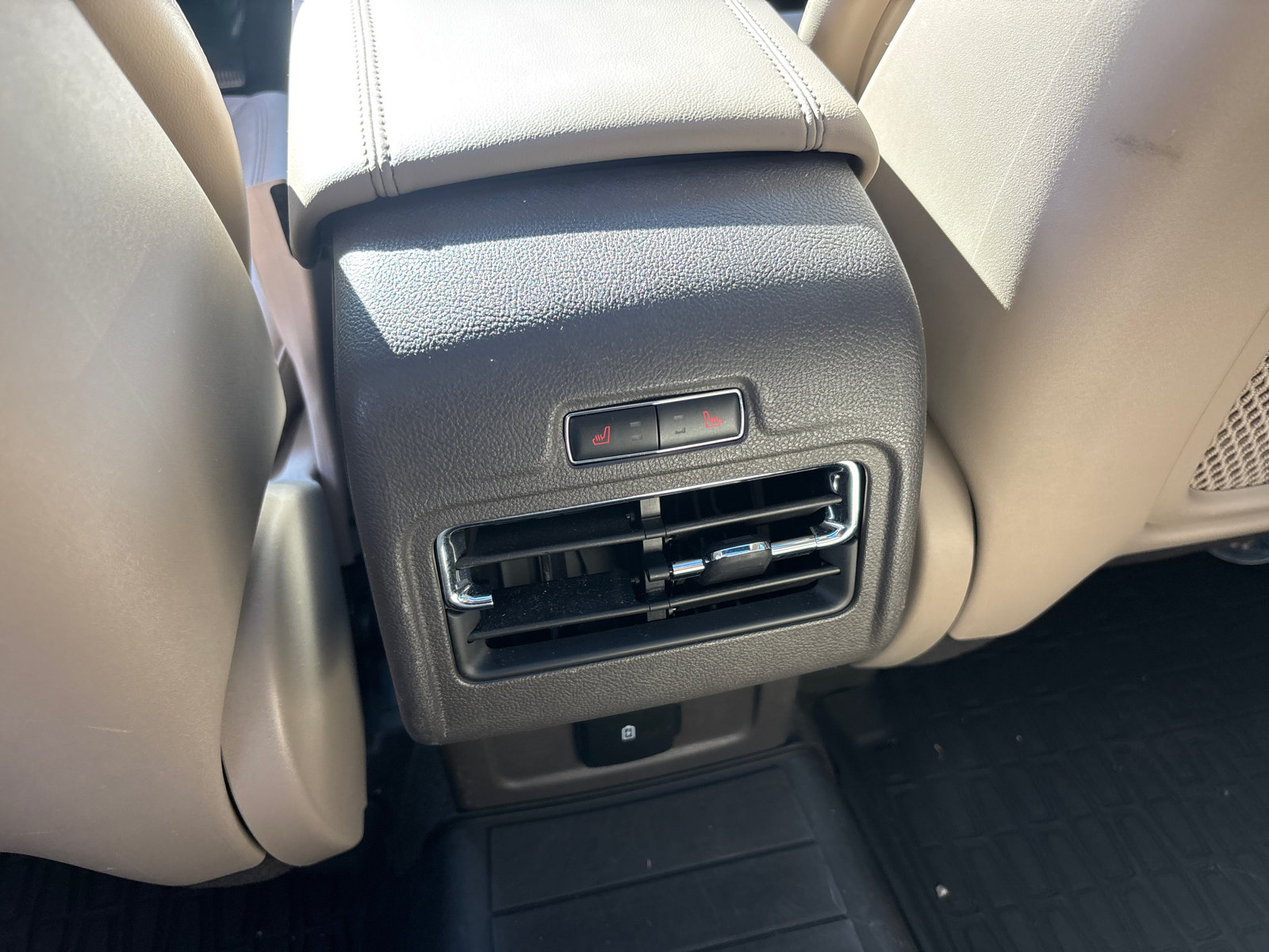 Used 2022 Lincoln Corsair Reserve FWD image 32