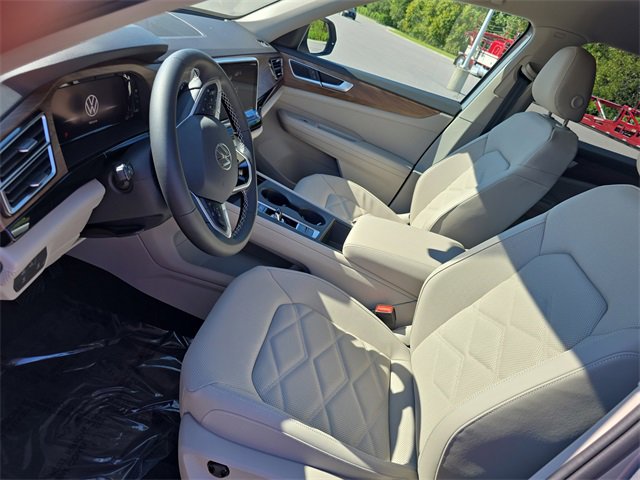 New 2026 Volkswagen Atlas SE image 17