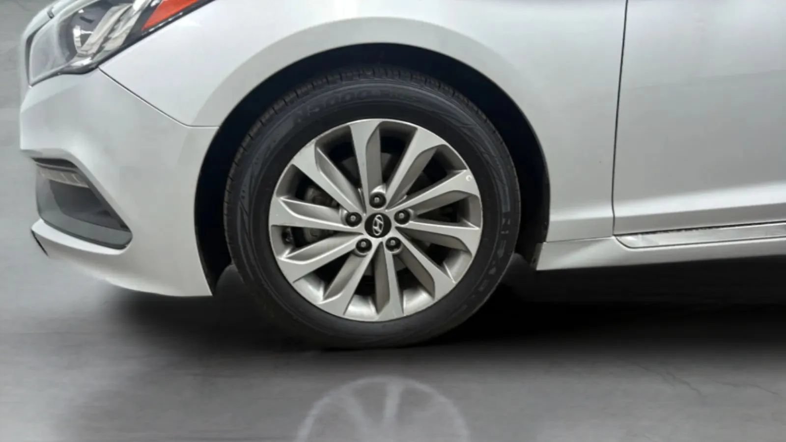 Used 2017 Hyundai Sonata Sport w/ Value Edition Package 02 FWD image 29