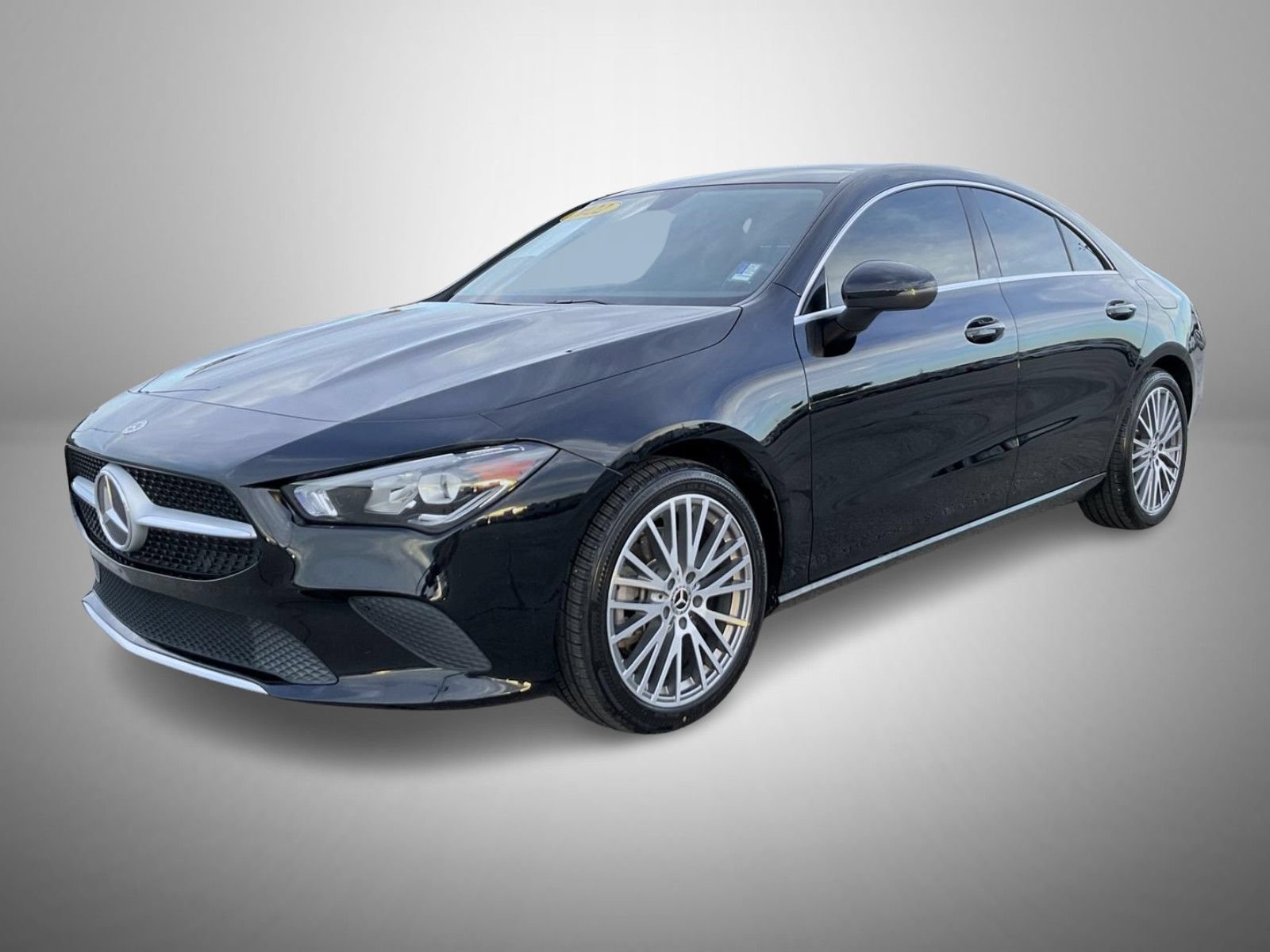 Used 2022 Mercedes-Benz CLA 250 image 1