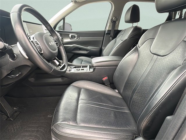 Used 2023 Kia Sorento EX image 8