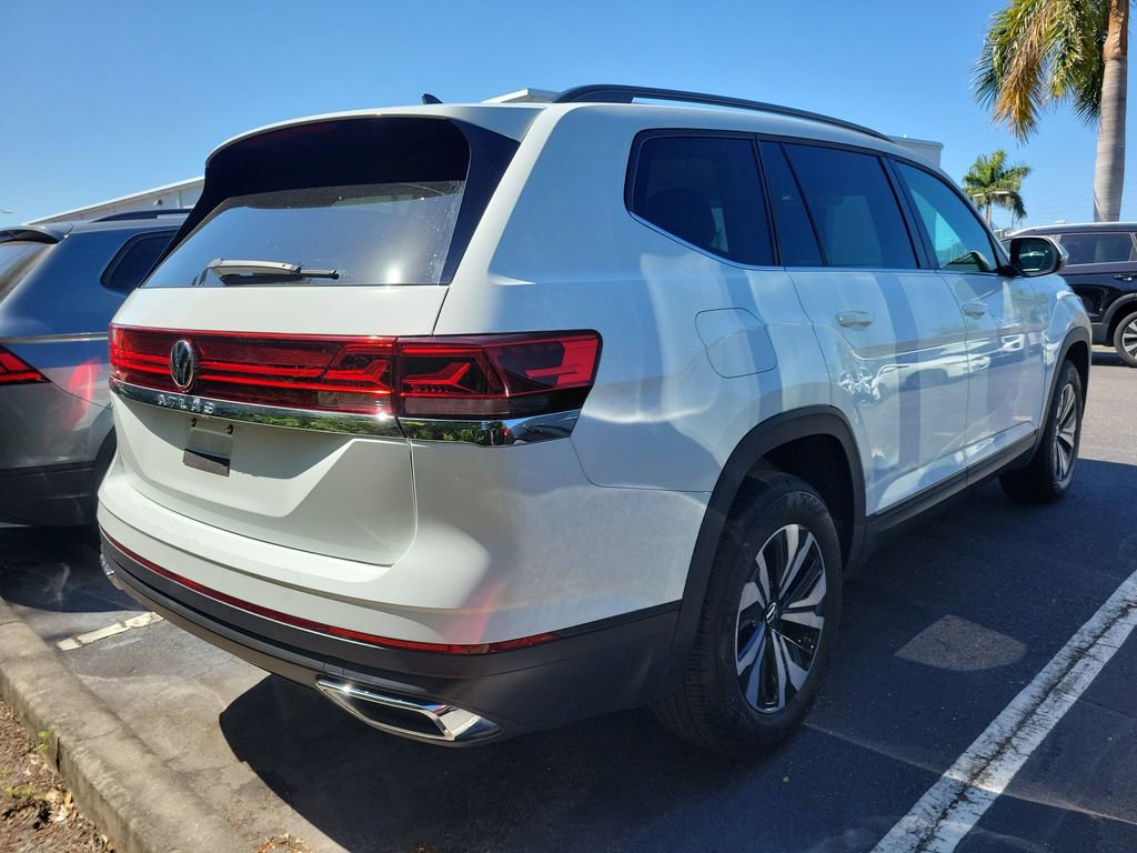 Used 2024 Volkswagen Atlas SE FWD image 3