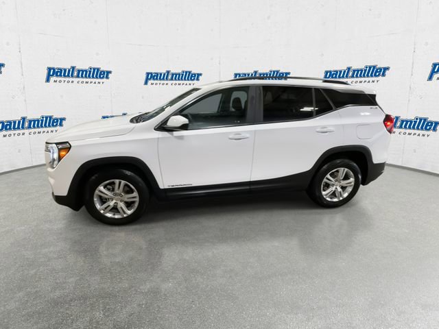 Used 2022 GMC Terrain SLE w/ Driver Convenience Package image 6