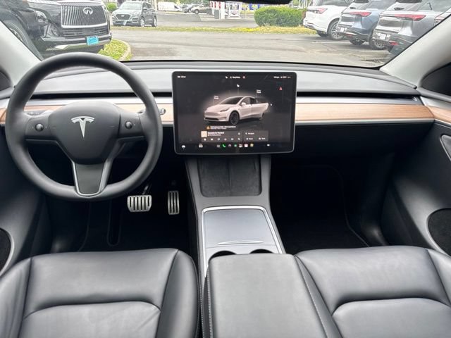 Used 2024 Tesla Model Y Performance AWD/4WD image 9
