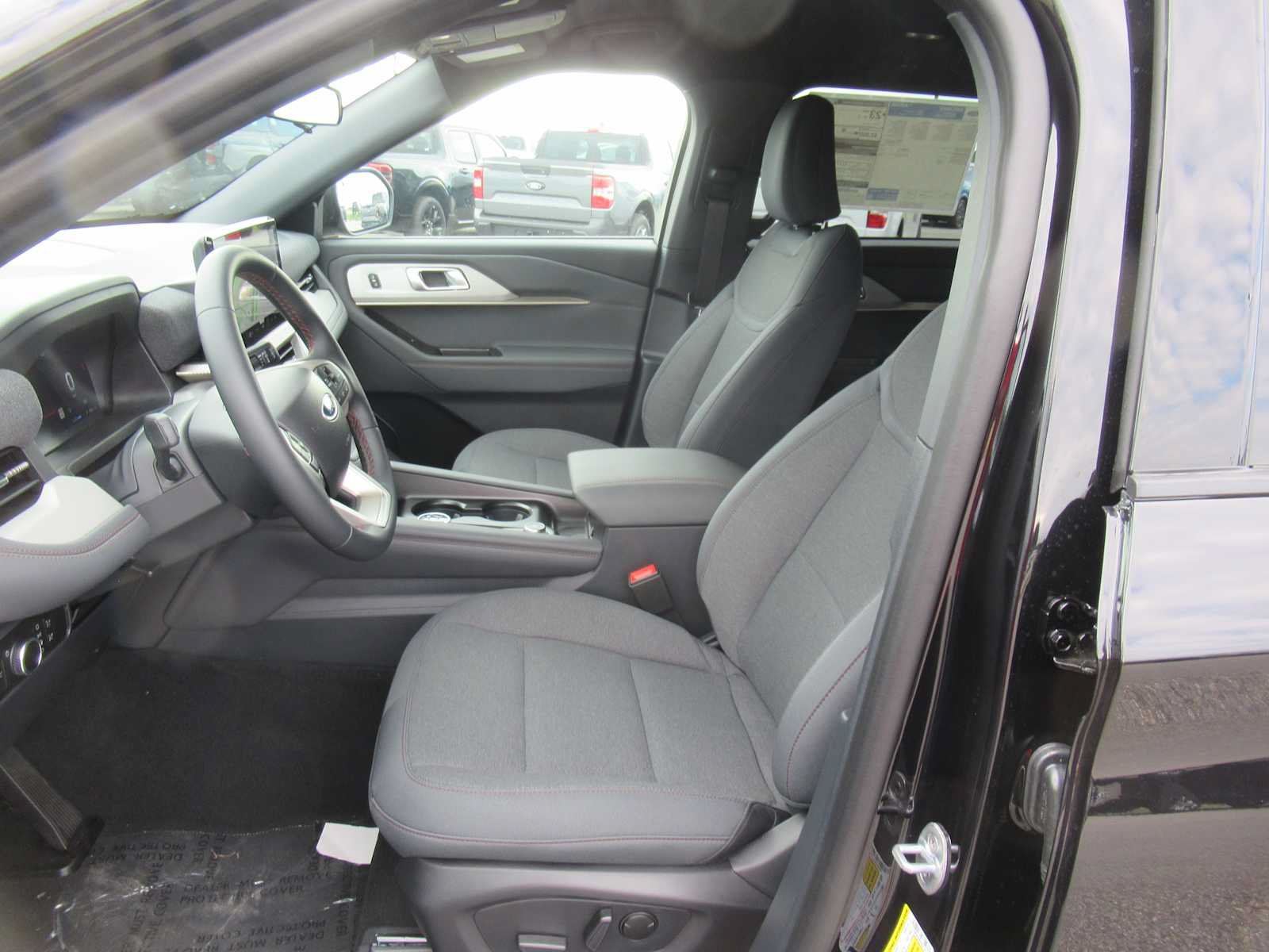 New 2027 Ford Explorer Active AWD/4WD image 10