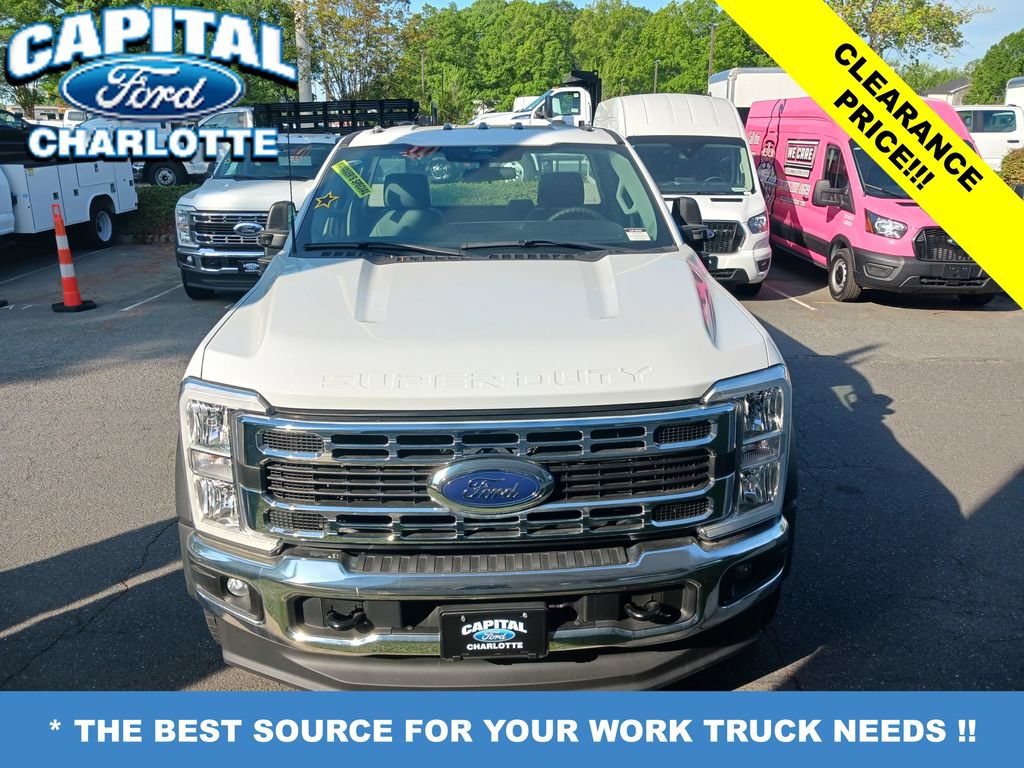 New 2024 Ford F450 XL w/ XL Chrome Package RWD image 9