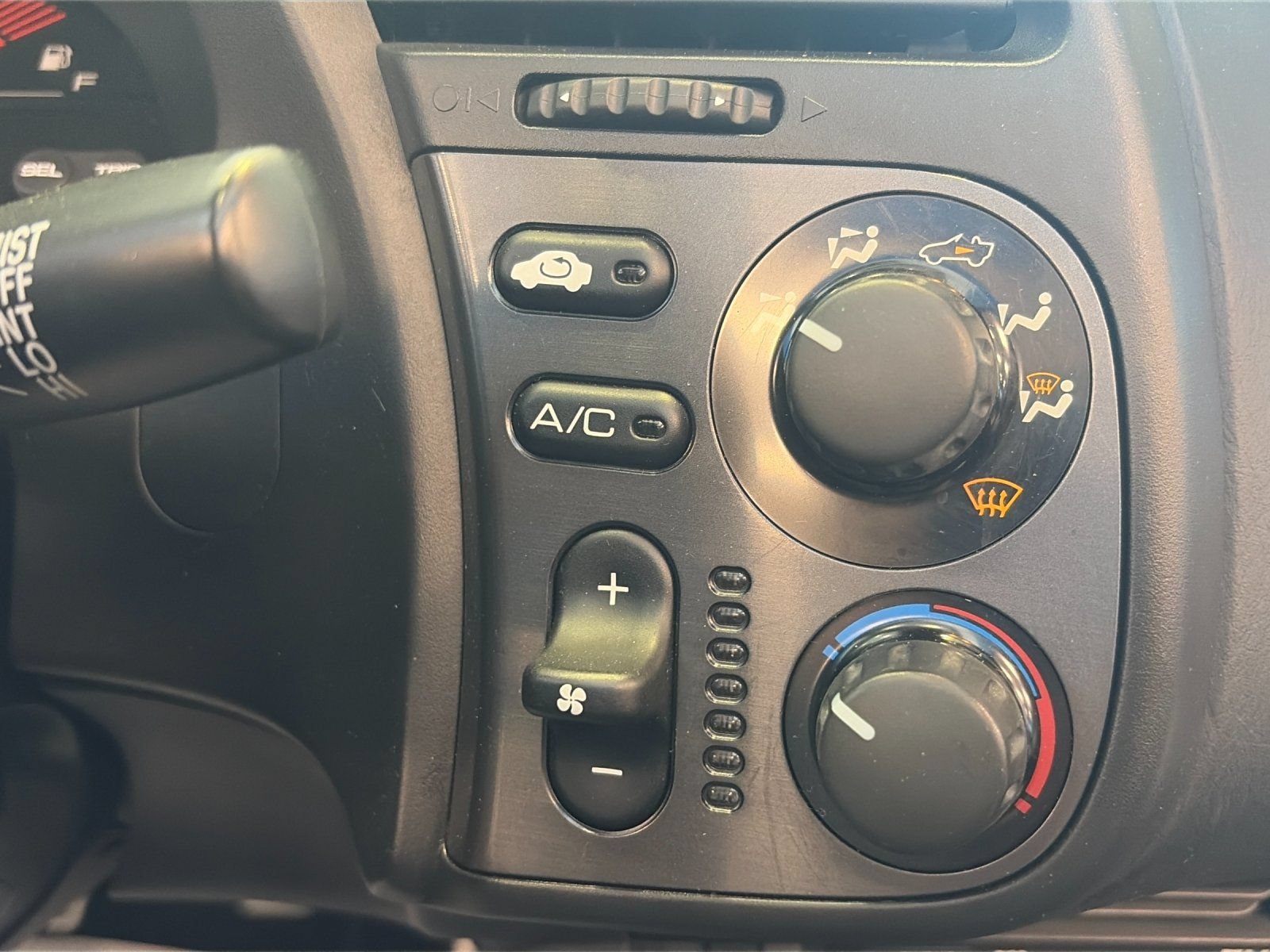 Used 2000 Honda S2000 image 19
