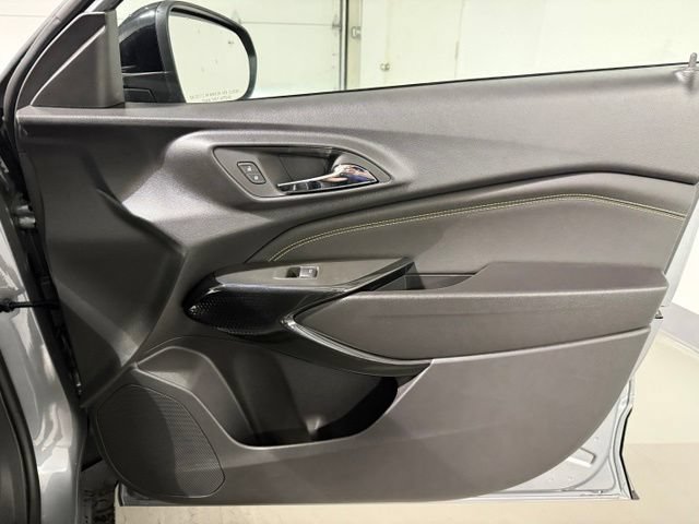 New 2026 Chevrolet Trax LT w/ Driver Confidence Package FWD image 25