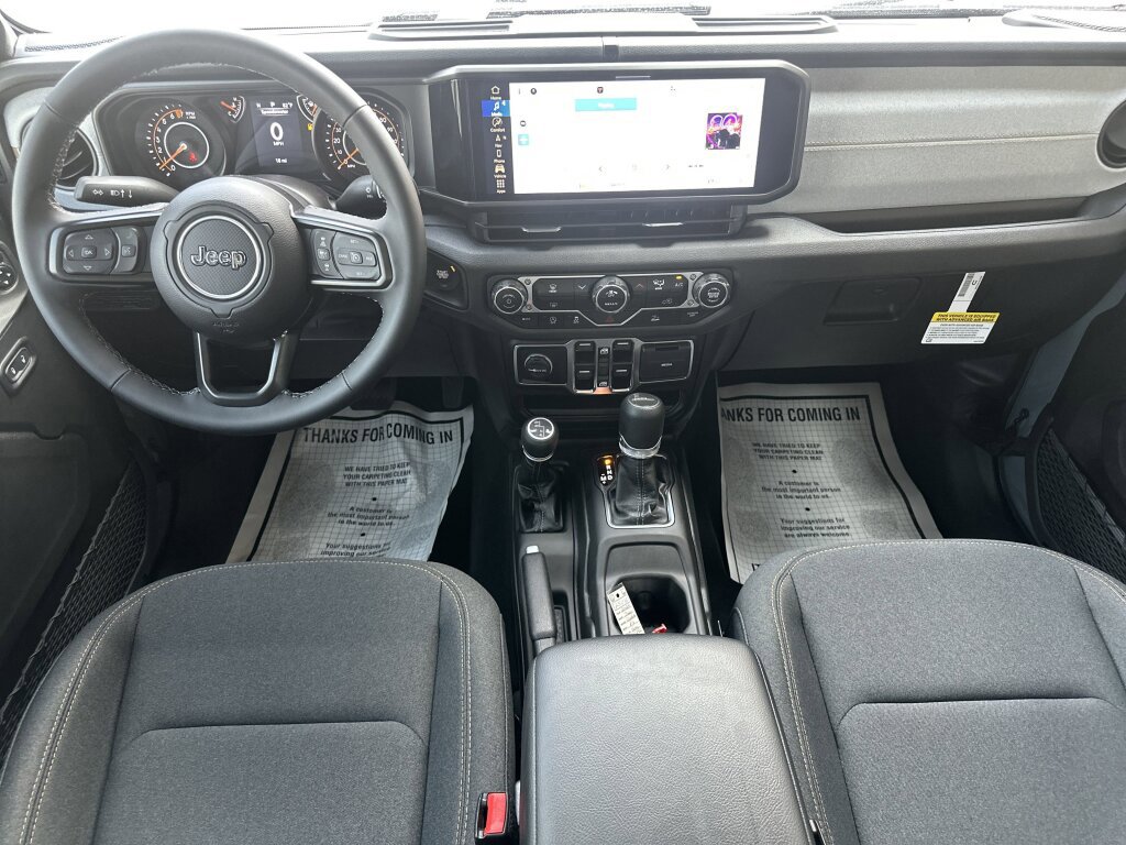 New 2025 Jeep Gladiator Sport image 11