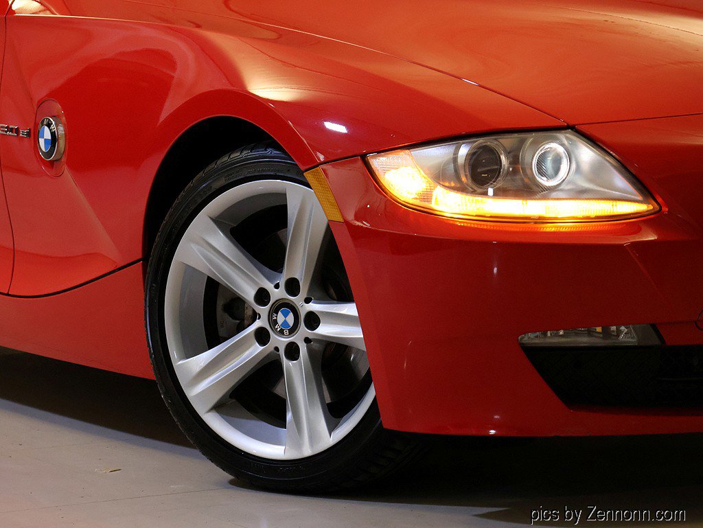 Used 2006 BMW Z4 3.0si RWD image 3