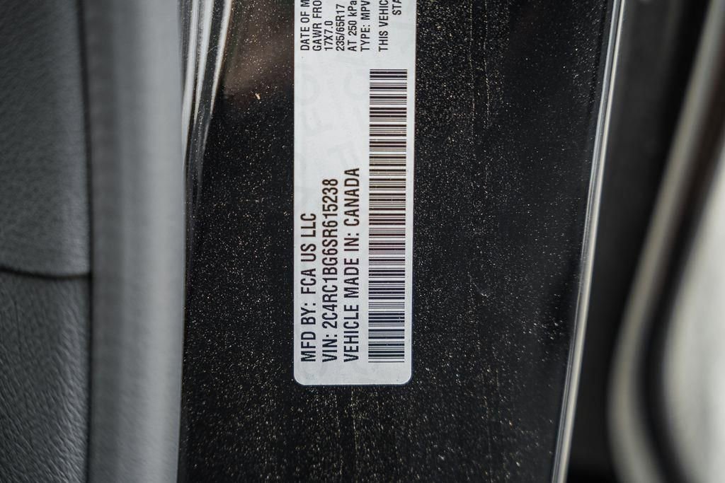 New 2025 Chrysler Pacifica Select FWD image 34
