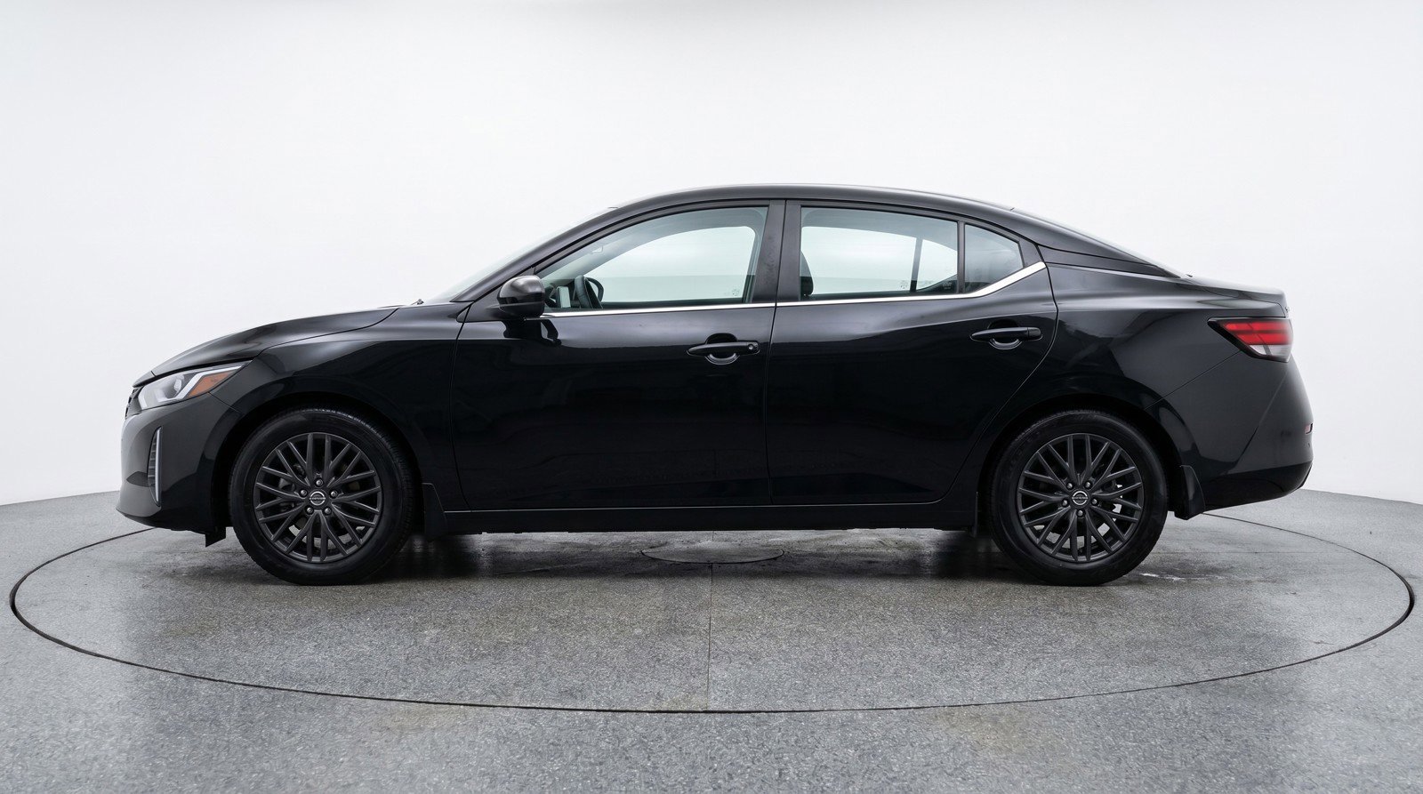 Used 2025 Nissan Sentra S FWD image 5