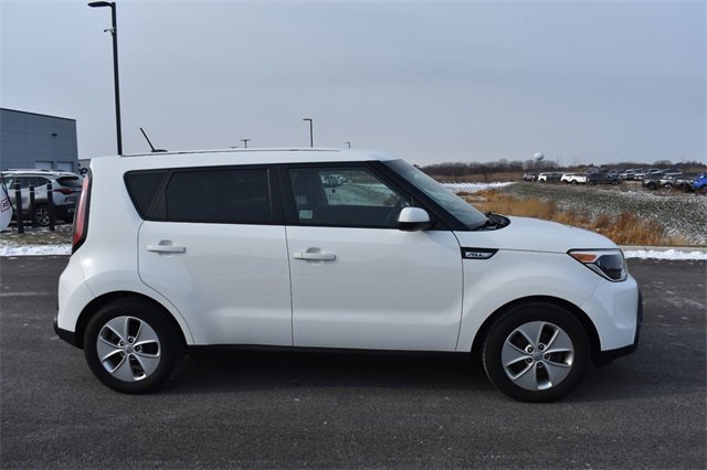 Used 2016 Kia Soul image 2
