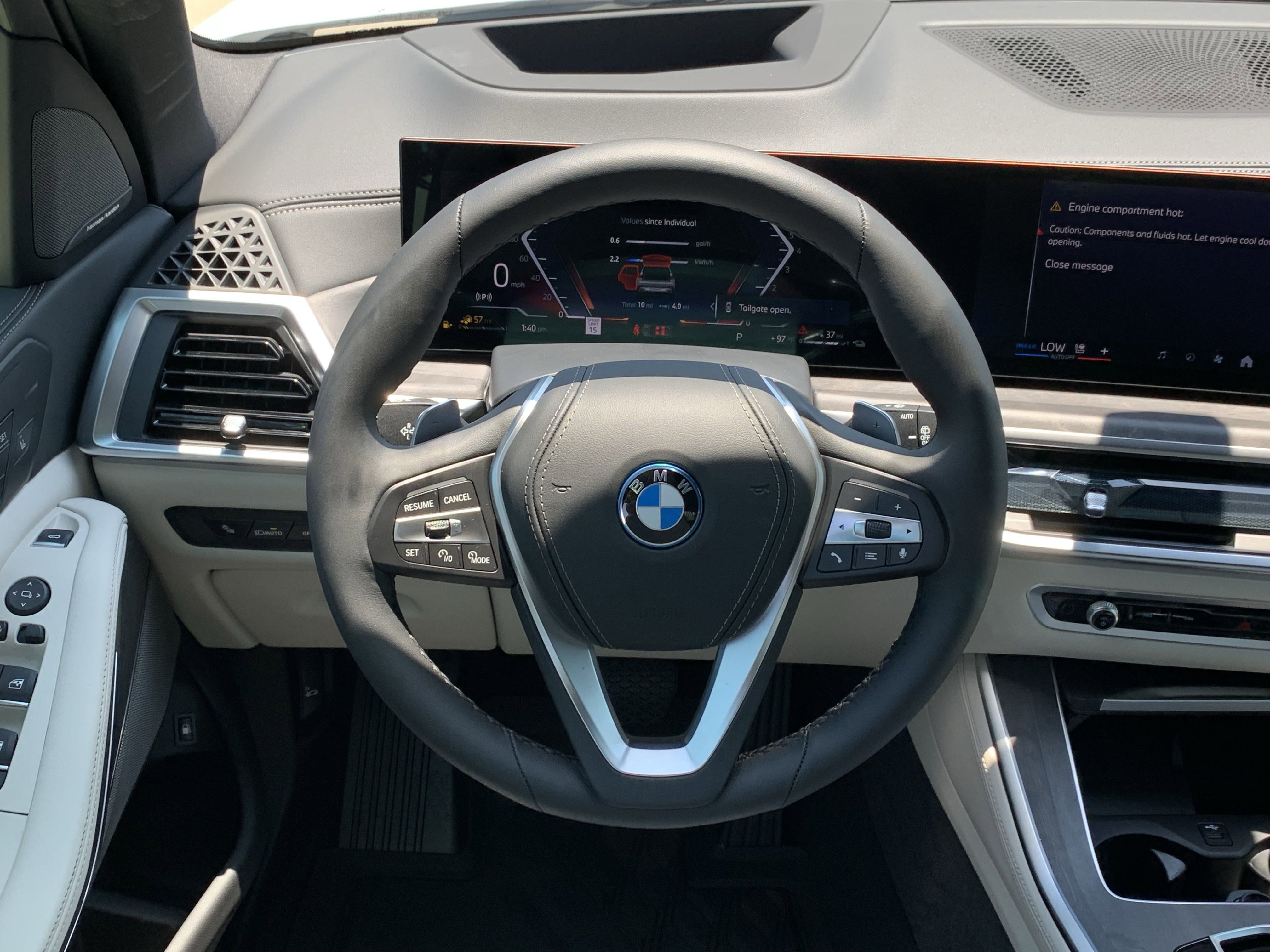 Used 2026 BMW X5 xDrive50e image 18