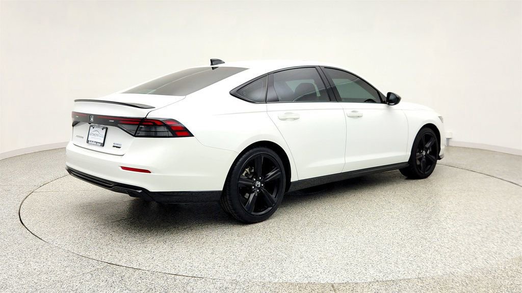 Used 2023 Honda Accord Sport image 5