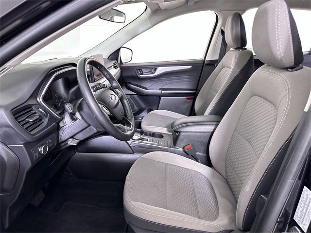 Used 2022 Ford Escape SE w/ SE Sport Appearance Package image 20