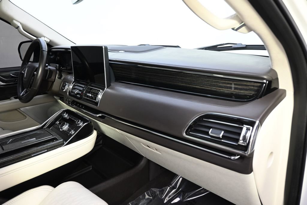 Used 2023 Lincoln Navigator Black Label AWD/4WD image 15