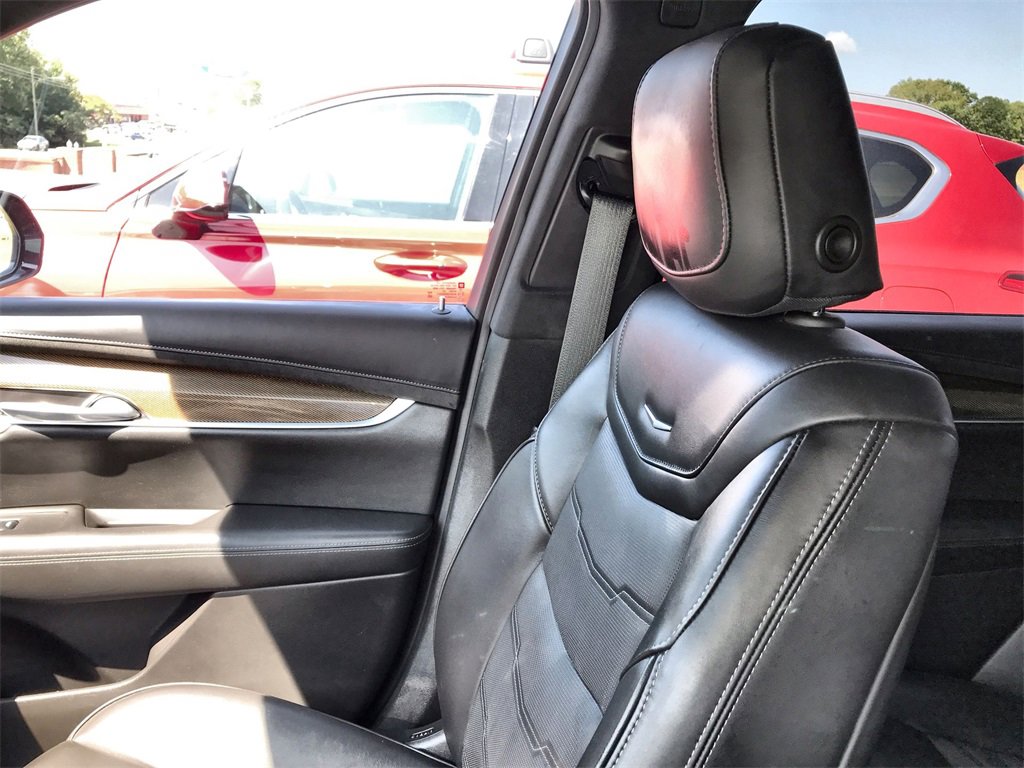 Used 2023 Cadillac XT6 Sport w/ Platinum Package image 25