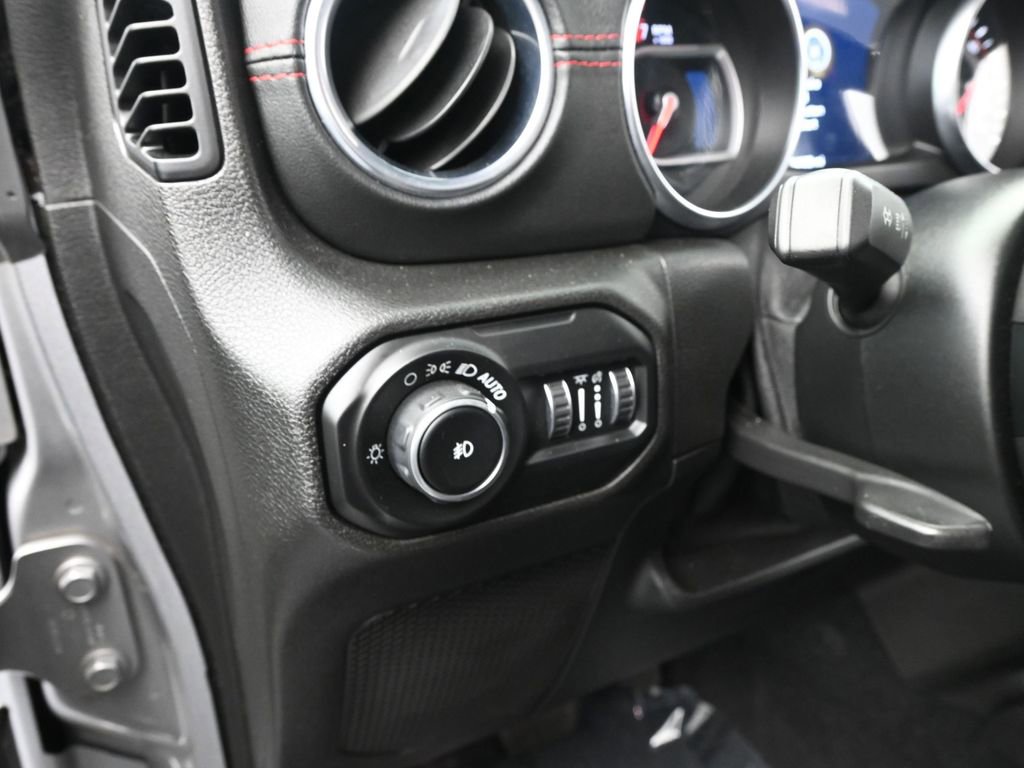 Used 2020 Jeep Wrangler Unlimited Rubicon w/ Quick Order Package 28Y Recon image 19