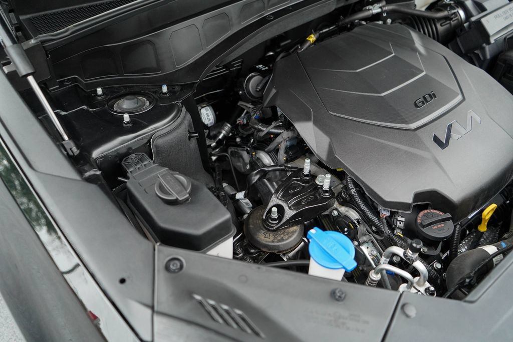 Used 2025 Kia Telluride S FWD image 39