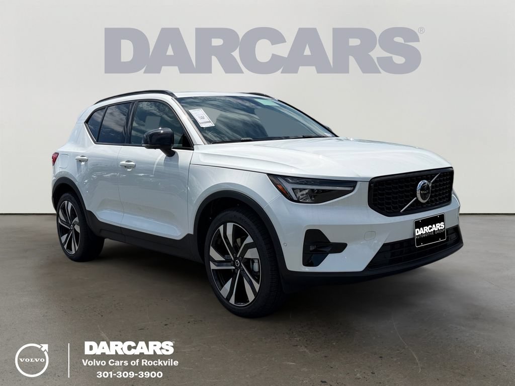 New 2026 Volvo XC40 B5 Plus w/ Climate Package AWD/4WD image 1