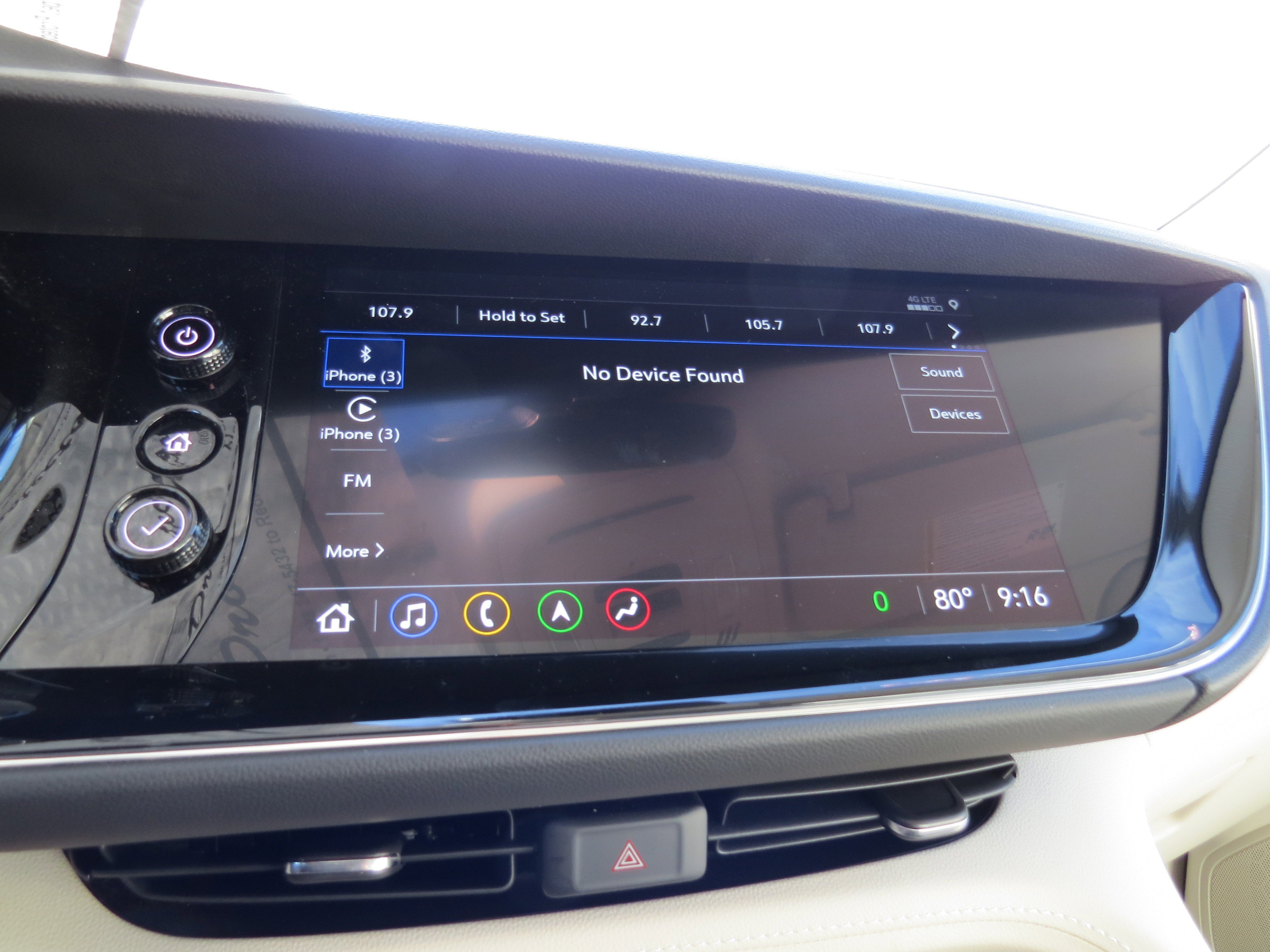 Used 2023 Buick Envision Avenir image 24