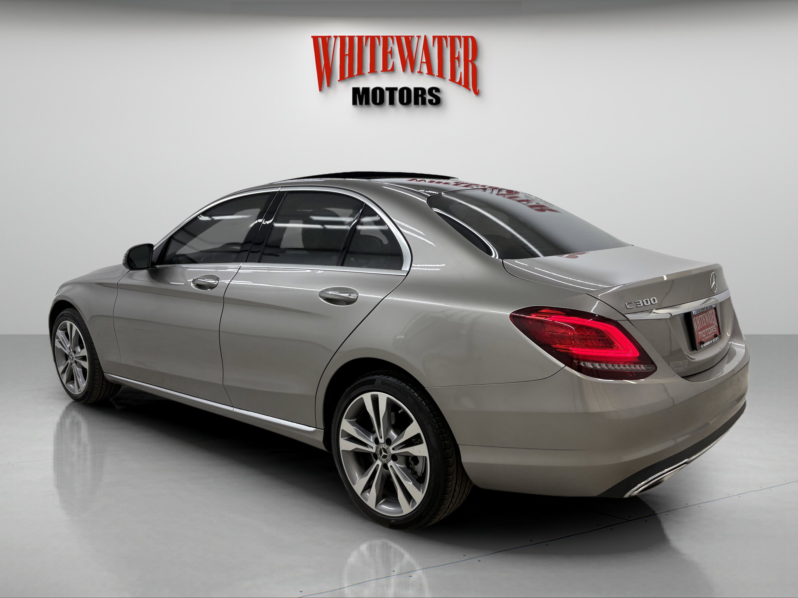 Used 2020 Mercedes-Benz C 300 4MATIC Sedan image 2