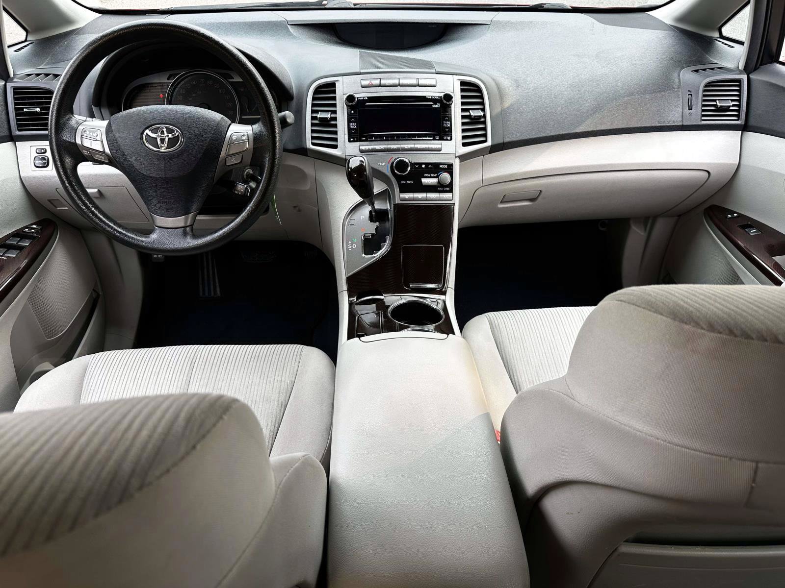 Used 2010 Toyota Venza FWD image 15