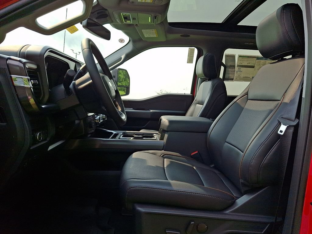 New 2026 Ford F250 Lariat w/ Black Appearance Package AWD/4WD image 8