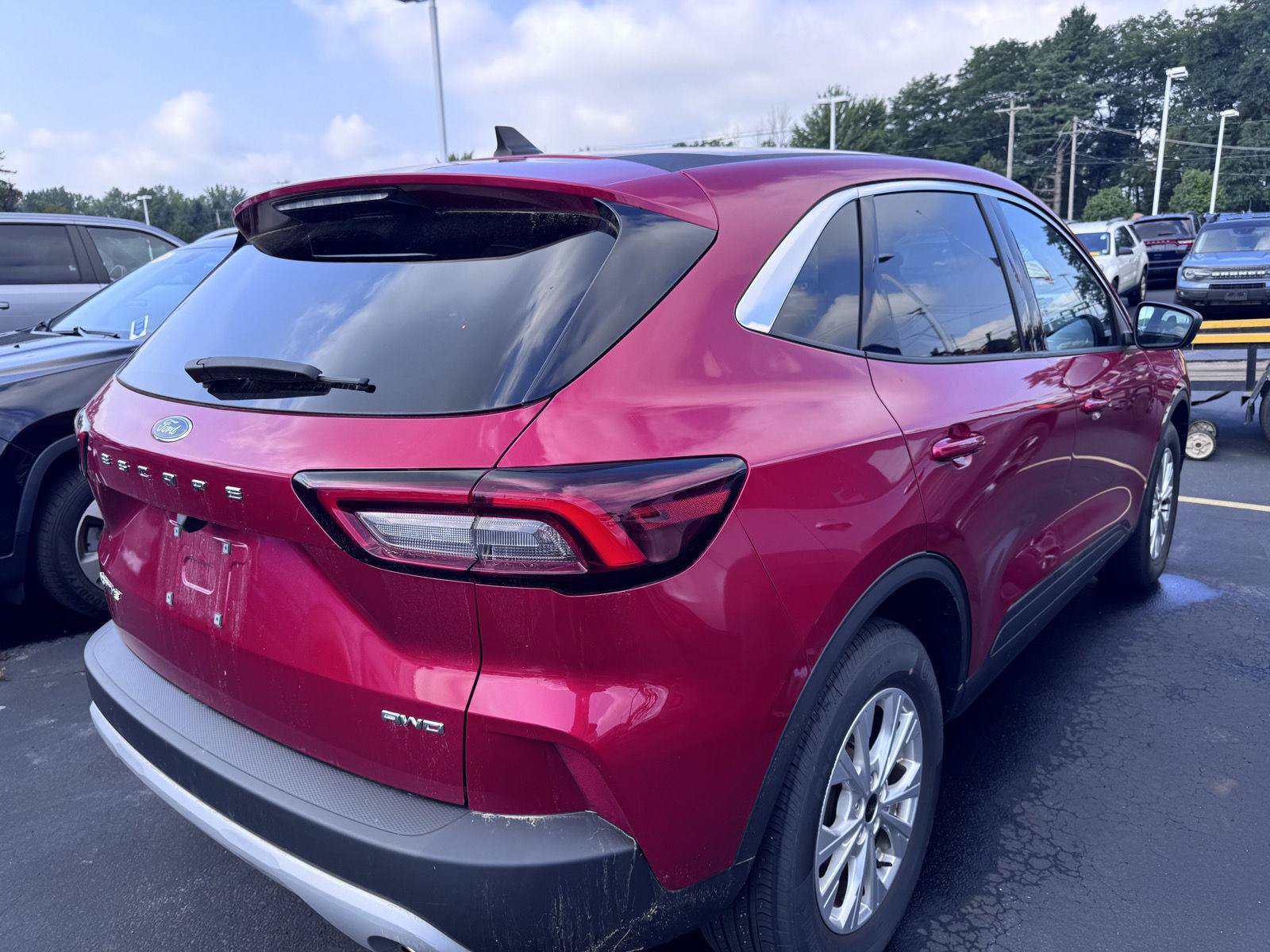 Used 2023 Ford Escape Active AWD/4WD image 4
