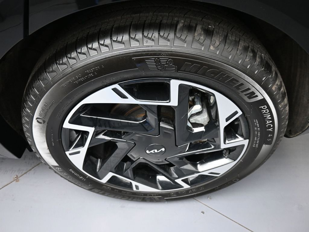 Certified 2025 Kia Sportage SX image 15