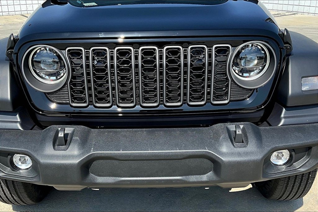 New 2026 Jeep Wrangler Unlimited Sport AWD/4WD image 29