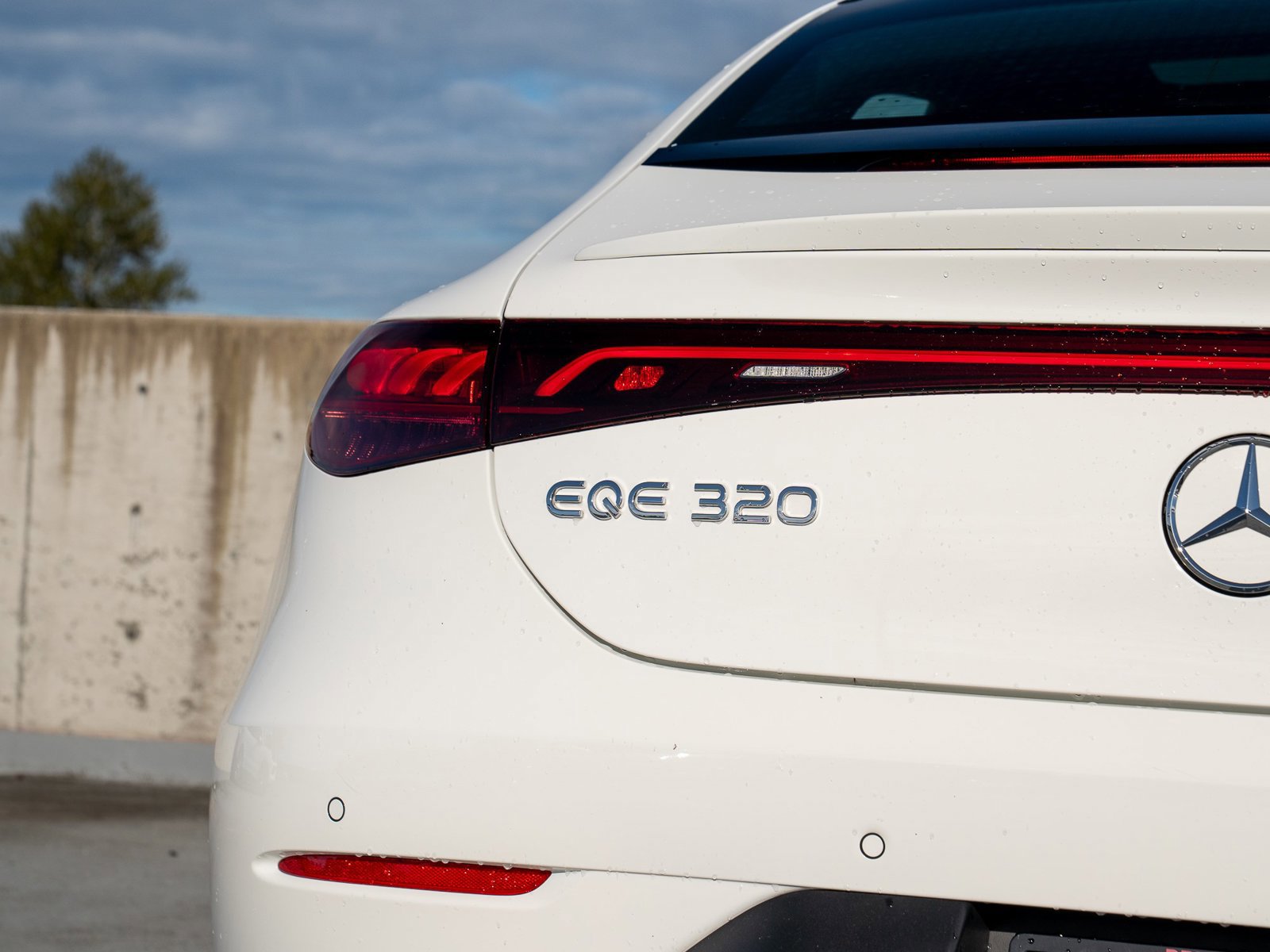 Certified 2026 Mercedes-Benz EQE 320 4MATIC Sedan image 9