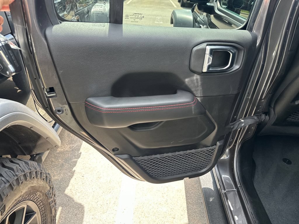 Used 2023 Jeep Wrangler Unlimited Rubicon w/ LED Lighting Group AWD/4WD image 35