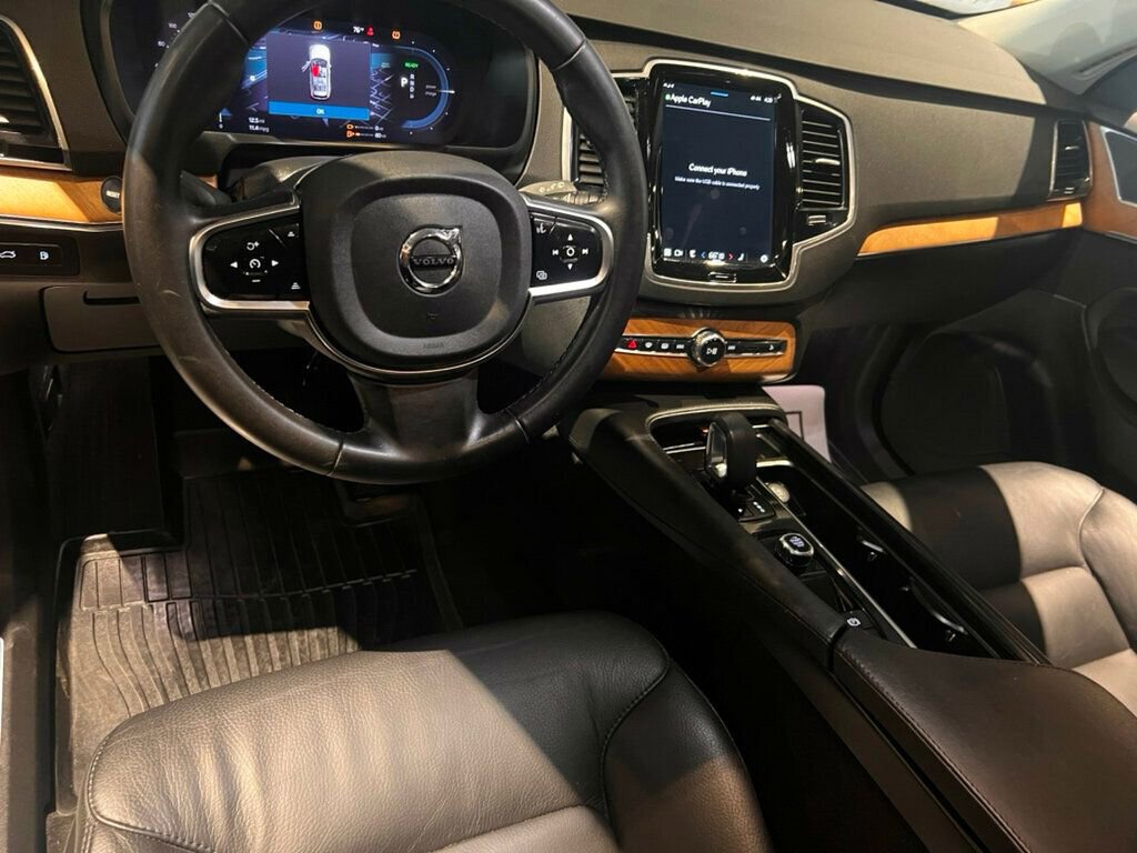 Used 2024 Volvo XC90 T8 Plus w/ Protection Package Premier image 9