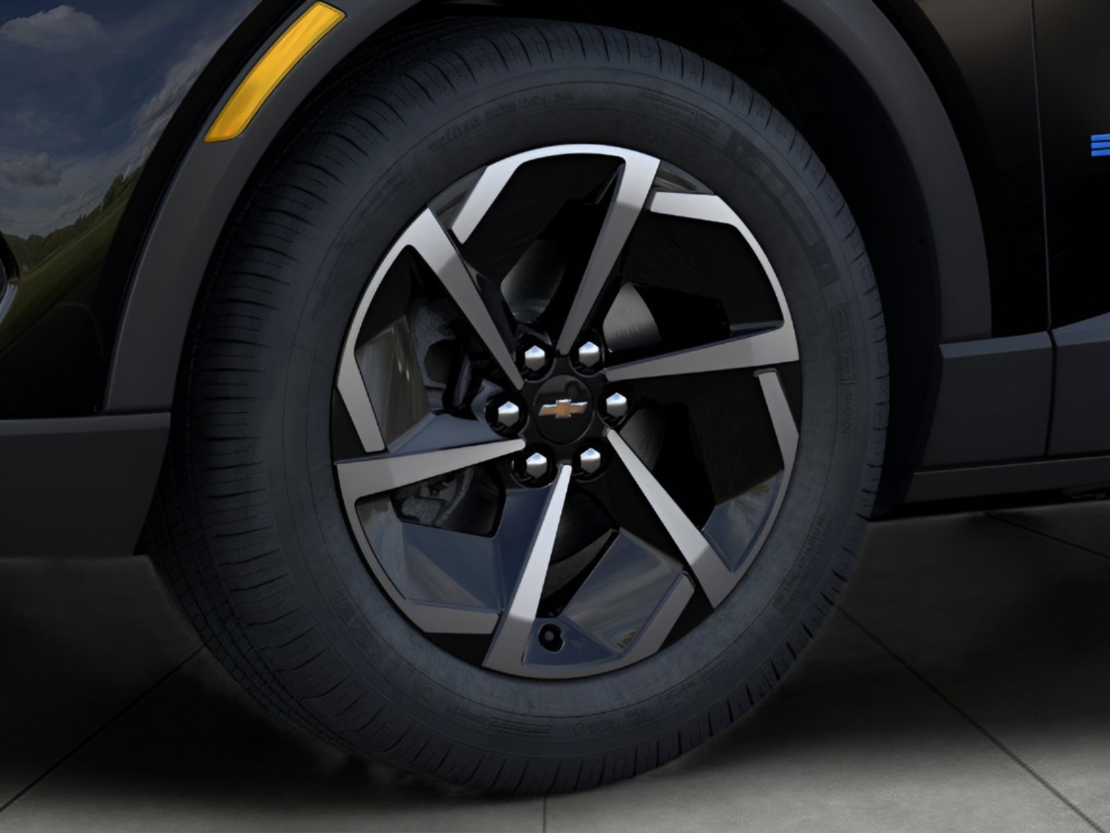 New 2026 Chevrolet Equinox EV LT image 9