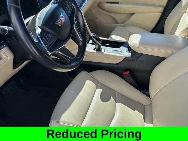 Used 2019 Cadillac XT5 FWD image 11