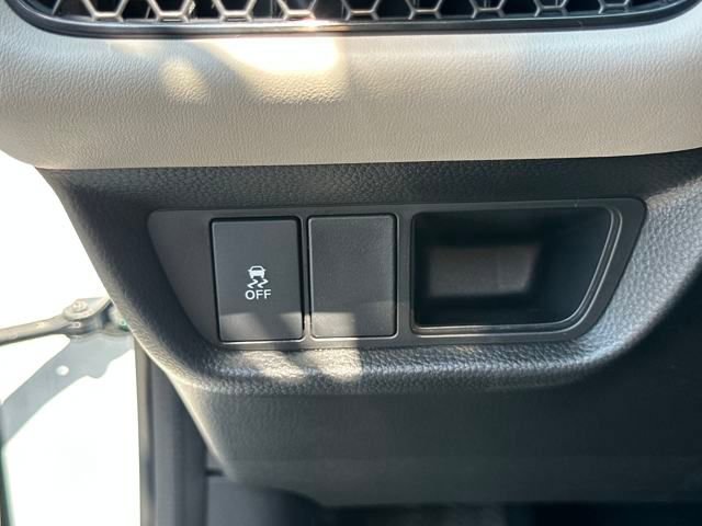 New 2026 Honda HR-V LX image 12