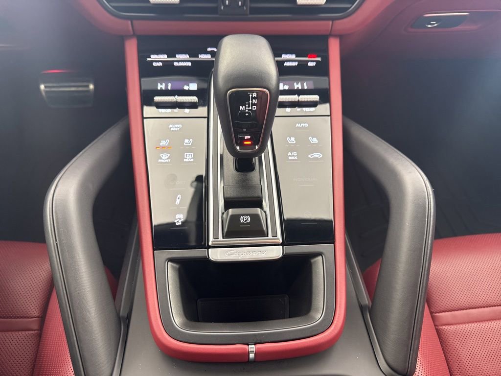 Used 2023 Porsche Cayenne GTS AWD/4WD image 15