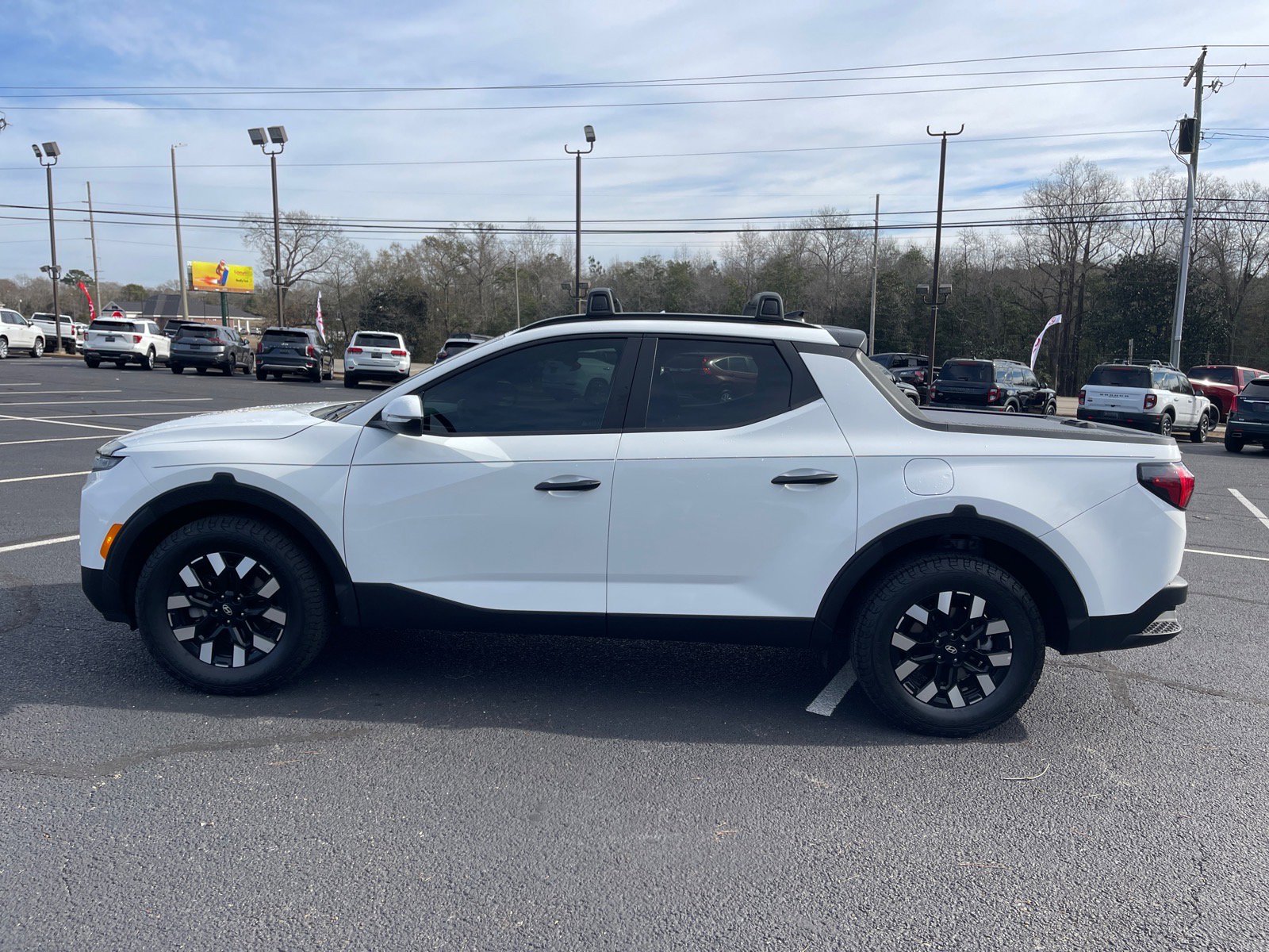 Used 2025 Hyundai Santa Cruz SEL image 13