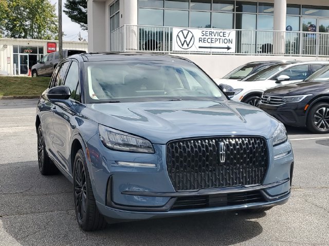 Used 2023 Lincoln Corsair FWD w/ Equipment Group 102A image 3