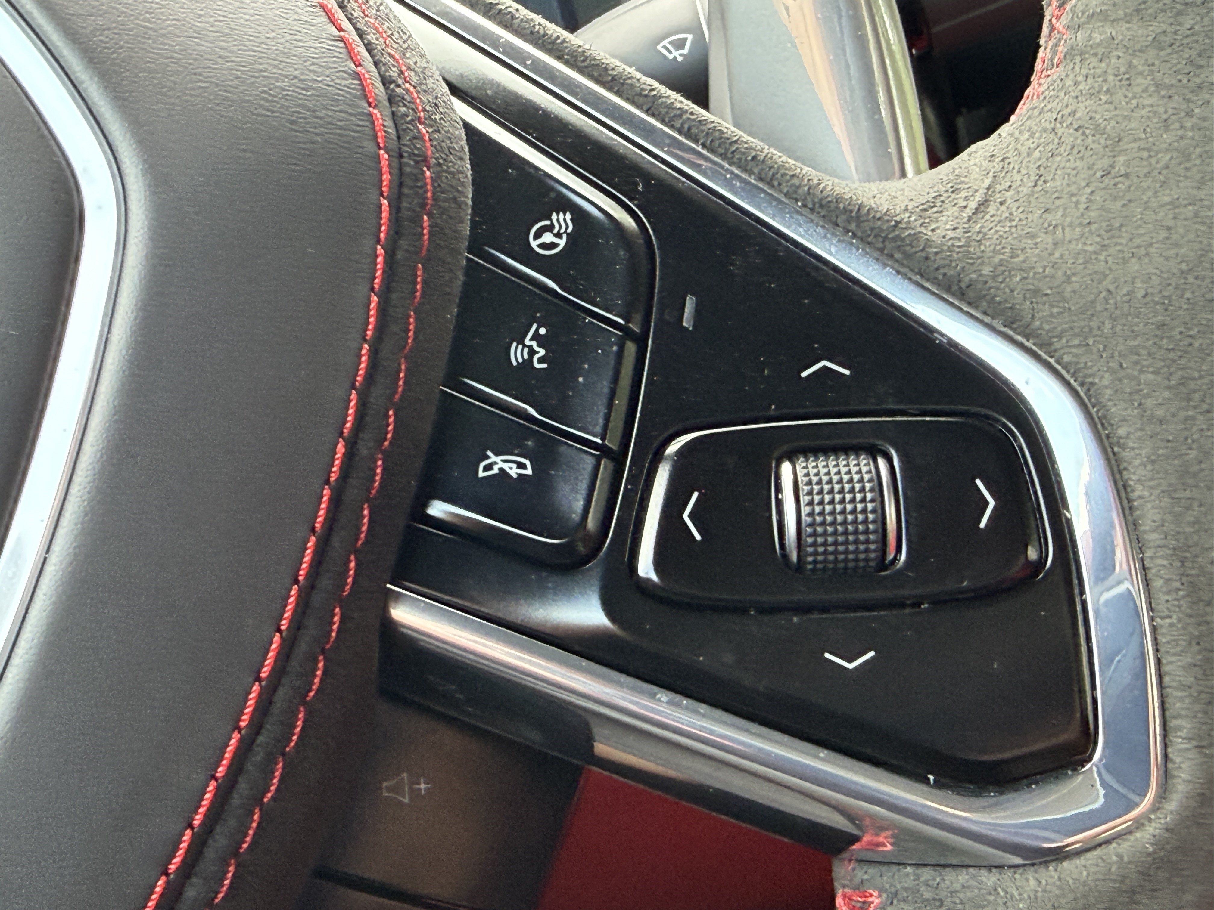 Used 2022 Chevrolet Corvette Stingray Premium Conv w/ Z51 Performance Package RWD image 26