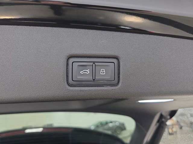 Used 2025 Audi Q5 Premium Plus image 35