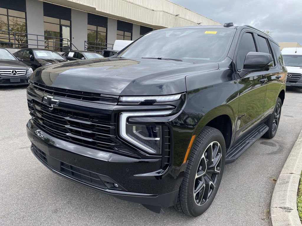 Used 2025 Chevrolet Tahoe RST w/ Comfort Package image 18