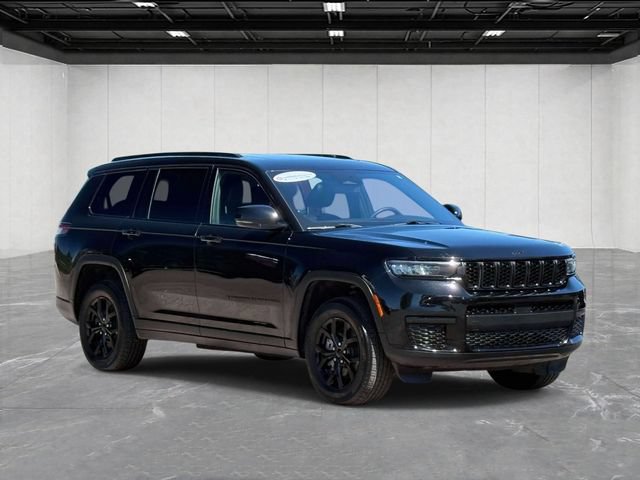 Certified 2024 Jeep Grand Cherokee L Altitude AWD/4WD image 3