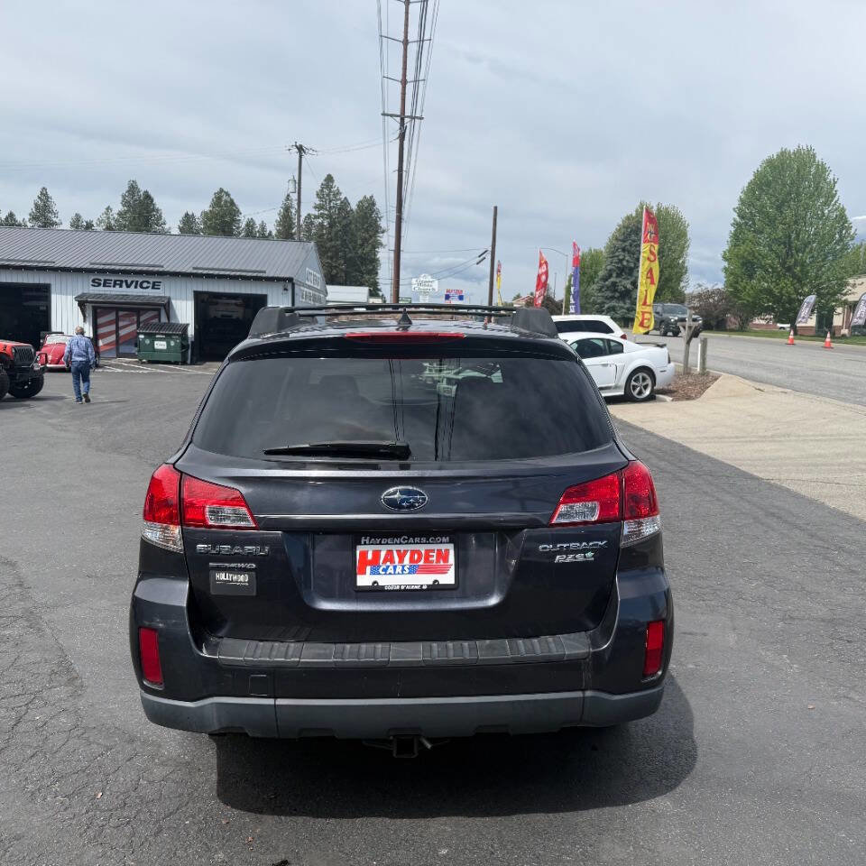 Used 2011 Subaru Outback 2.5i Limited AWD/4WD image 4