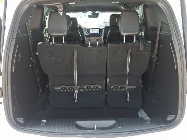 Used 2025 Chrysler Pacifica Select FWD image 28