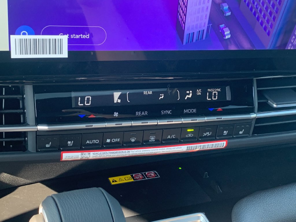 New 2026 Toyota Sienna Limited FWD image 22