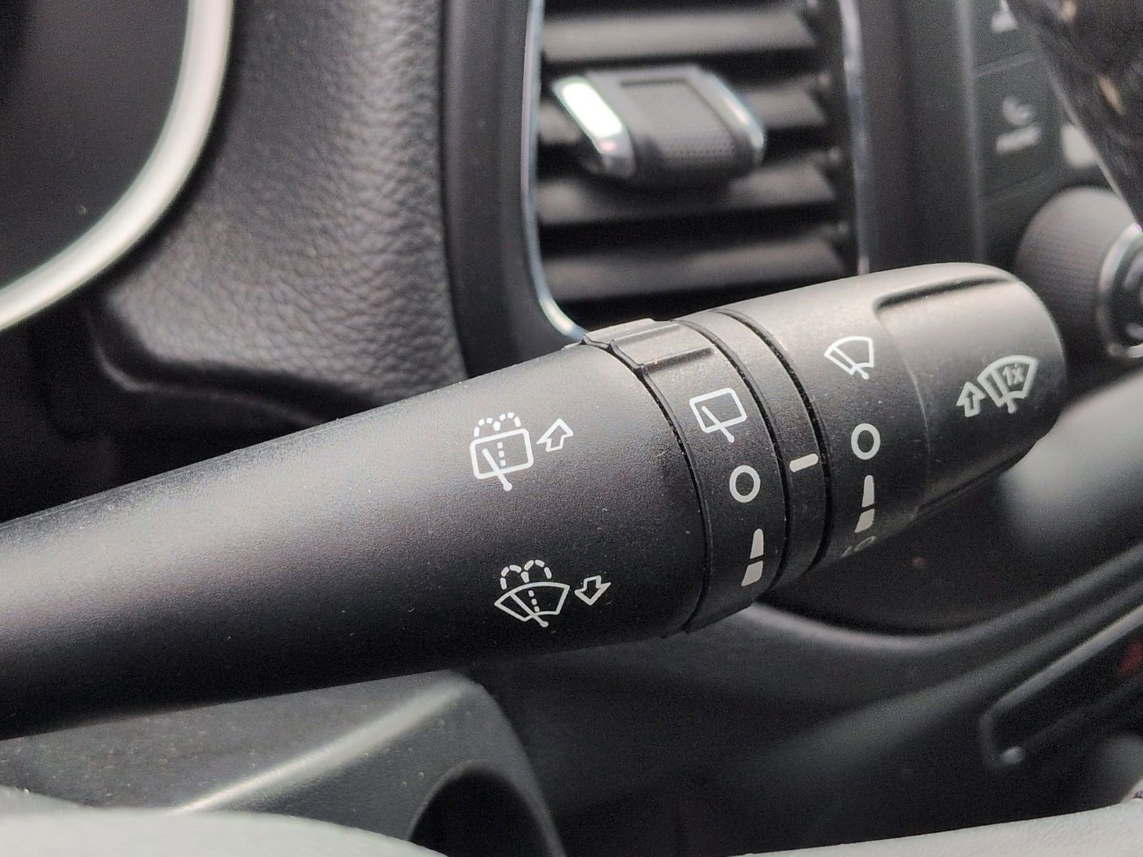 Used 2018 Jeep Compass Sport w/ Cold Weather Group image 29