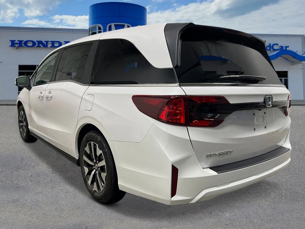 New 2026 Honda Odyssey EX-L image 3